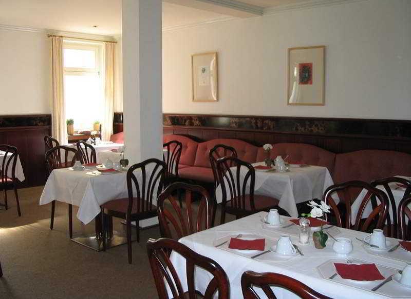 City Hotel BRE Esterno foto
